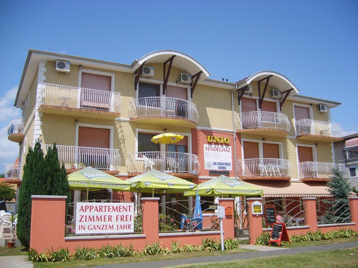 Hotel Unio Vendeghaz 2 Siófok Exterior foto